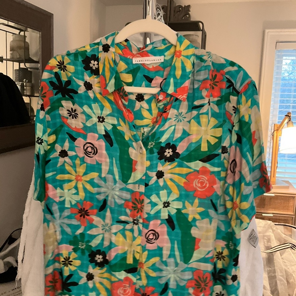 Jane and Delancey Vibrant Floral Shirt - Multicolor